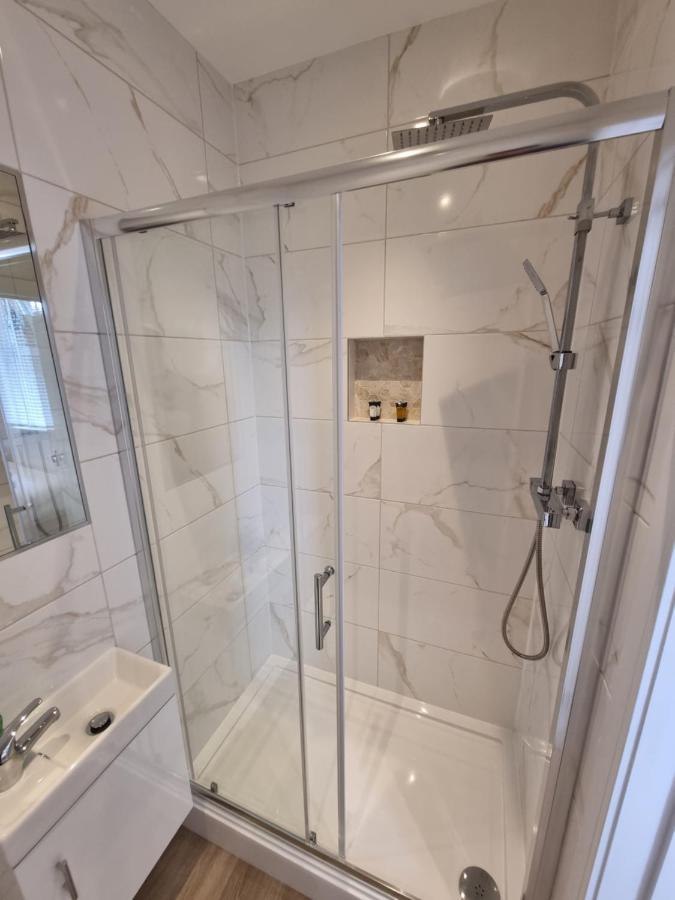 Hotel Cg ลอนดอน ภายนอก รูปภาพ